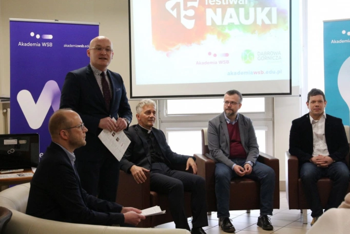 Zdjęcie nr 96 z galerii 15 Festiwal Nauki Akademii WSB