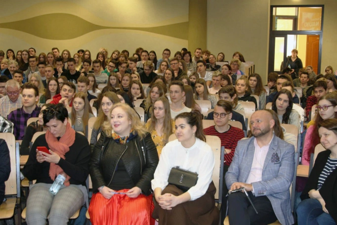 Zdjęcie nr 196 z galerii 15 Festiwal Nauki Akademii WSB
