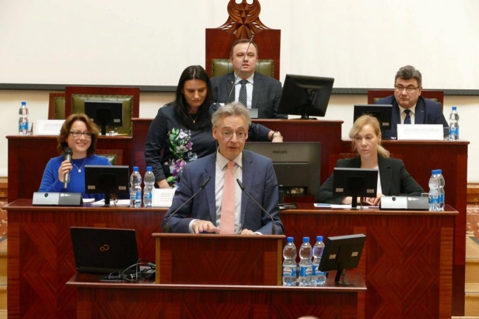 Zdjęcie nr 2 z galerii Debata regionalna "Śląskie 2030 - wizja i cele rozwoju" 