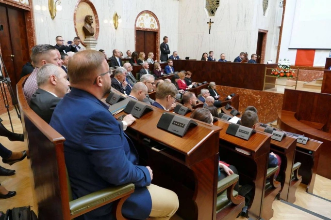 Zdjęcie nr 6 z galerii Debata regionalna "Śląskie 2030 - wizja i cele rozwoju" 