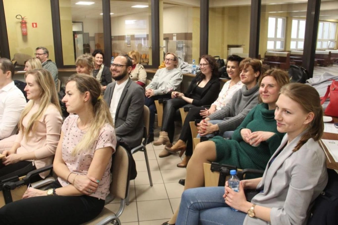 Zdjęcie nr 4 z galerii Jak budować relacje i motywować pracowników online? Spotkanie w ramach TNOIK