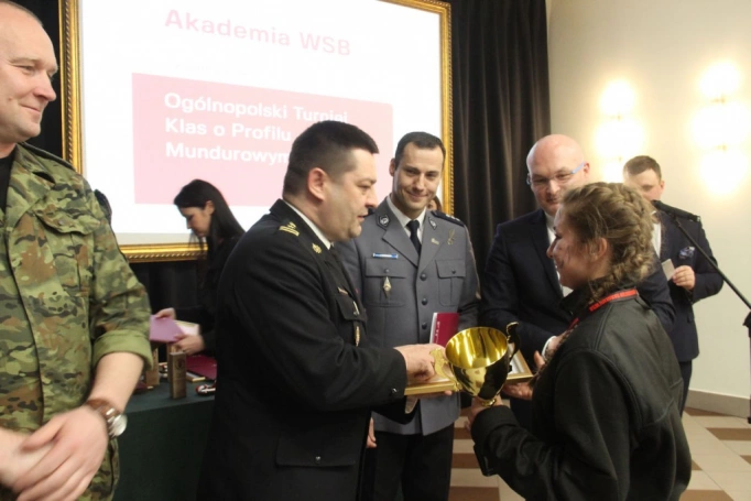 Zdjęcie nr 23 z galerii Błoto, lodowata woda, drut kolczasty, czyli VIII Ogólnopolski Turniej Klas o Profilu Mundurowym 