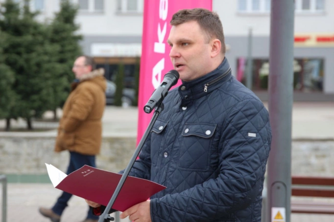 Zdjęcie nr 41 z galerii Błoto, lodowata woda, drut kolczasty, czyli VIII Ogólnopolski Turniej Klas o Profilu Mundurowym 
