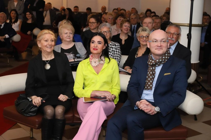 Zdjęcie nr 2 z galerii Spotkanie Wielkanocne w Akademii WSB 