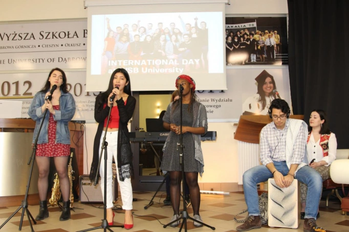 Zdjęcie nr 10 z galerii International Week w Akademii WSB 