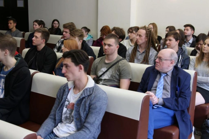 Zdjęcie nr 8 z galerii Spotkanie z przedstawicielem Dyrekcji Generalnej ds. Polityki Regionalnej i Miejskiej (DG Regio) Komisji Europejskiej 