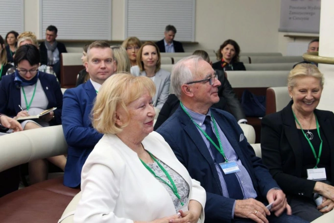 Zdjęcie nr 6 z galerii Doktoranci z całej Polski dyskutowali o paradygmatach współczesnego zarządzania organizacjami