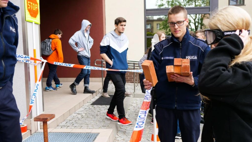 Zdjęcie nr 28 z galerii Młodzież już wie. Niedoświadczony to Zagrożony!