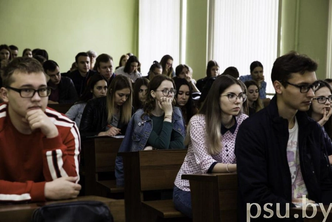 Zdjęcie nr 4 z galerii Seria wykładów na najstarszej uczelni na terenie Białorusi - dr hab. Ryszard Szynowski