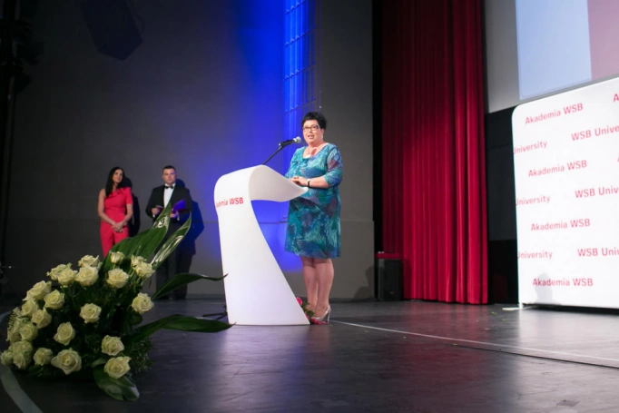 Zdjęcie nr 31 z galerii  Duma, radość i wzruszenie – Gala Akademicka zakończenia studiów podyplomowych