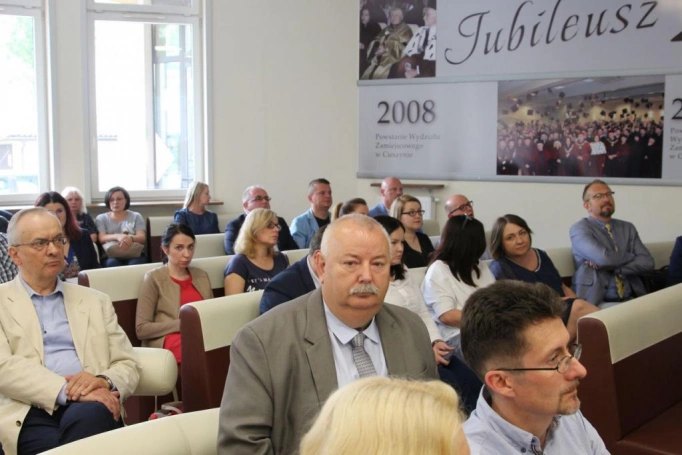 Zdjęcie nr 12 z galerii Spotkanie pracowników naukowo-dydaktycznych Akademii WSB