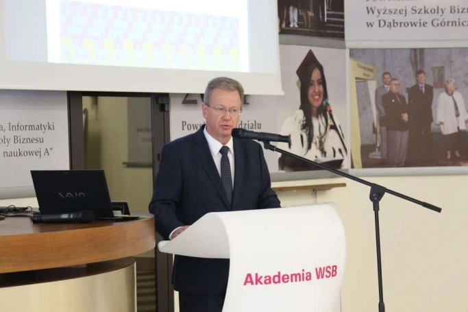 Zdjęcie nr 2 z galerii 27. Międzynarodowa Konferencja Naukowa "Człowiek-Media-Edukacja"