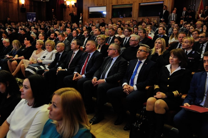 Zdjęcie nr 29 z galerii Vivat Academia, vivant Professores!