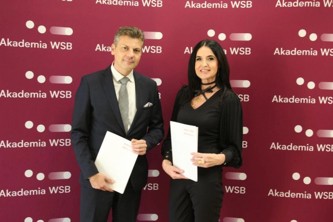 Zdjęcie nr 3 z galerii Umowa partnerska z Gminą Bytom podpisana! 