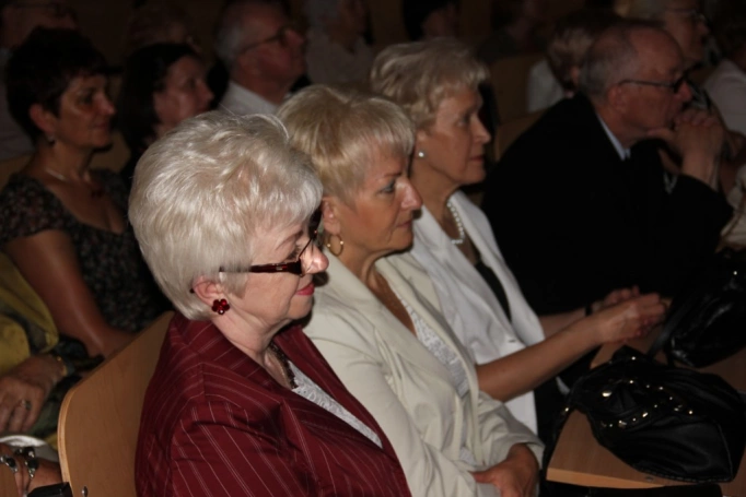 Zdjęcie nr 13 z galerii Seniorallia 2013 - Koncert Operetkowy w WSB!
