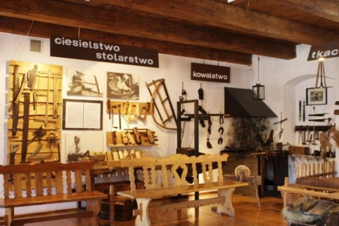 Zdjęcie nr 9 z galerii Wisła - Muzeum Beskidzkie, kulig i ognisko