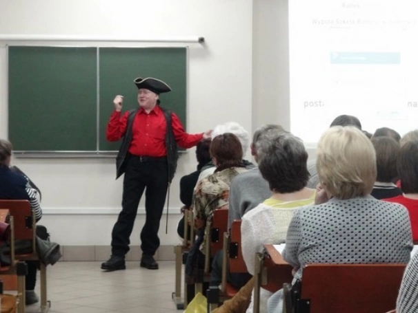 Zdjęcie nr 32 z galerii Słuchacze UTW poznali historię piratów