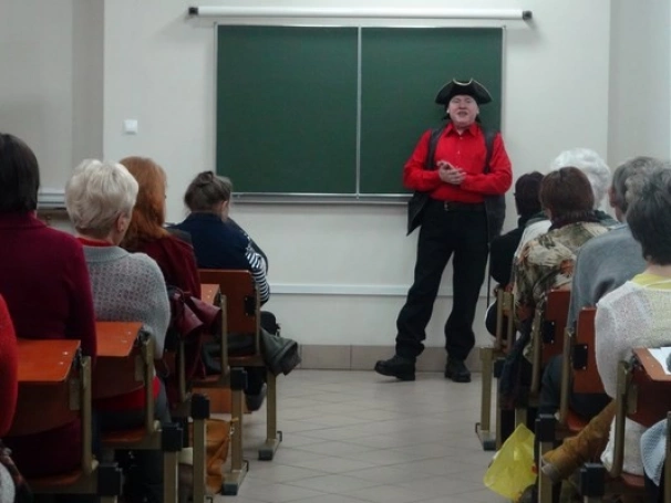 Zdjęcie nr 33 z galerii Słuchacze UTW poznali historię piratów