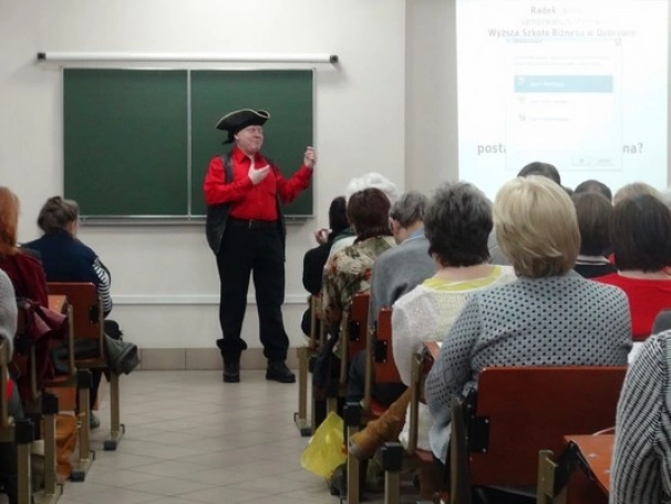 Zdjęcie nr 36 z galerii Słuchacze UTW poznali historię piratów