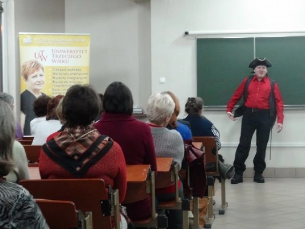 Zdjęcie nr 37 z galerii Słuchacze UTW poznali historię piratów