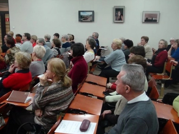 Zdjęcie nr 39 z galerii Słuchacze UTW poznali historię piratów