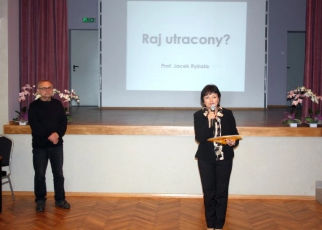 Zdjęcie nr 1 z galerii 13.01.2014 r. wykład "Raj utracony - malarstwo i teatr prof. Jacka Rykały"- Uniwersytet Trzeciego Wieku w Psarach