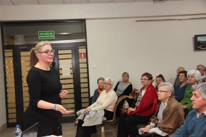 Zdjęcie nr 2 z galerii 20.11.2014 r. wykład "Wzrok źródłem szczęścia i sprawności do późnej starości" 