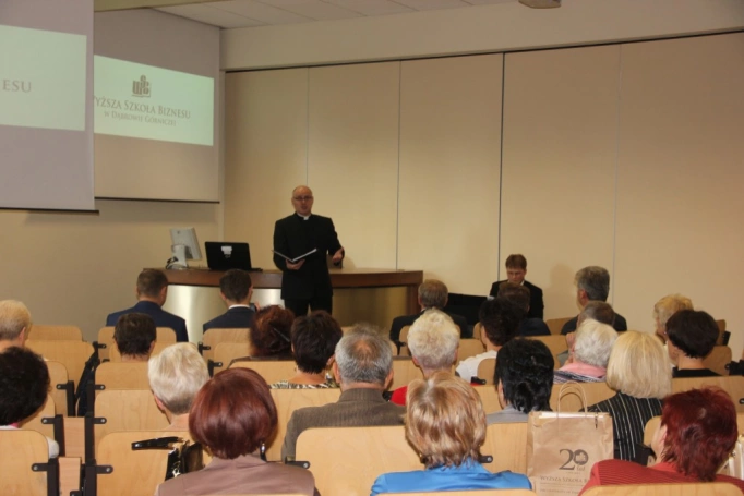 Zdjęcie nr 10 z galerii Uroczyste zakończenie roku akademickiego w Uniwersytecie Trzeciego Wieku
