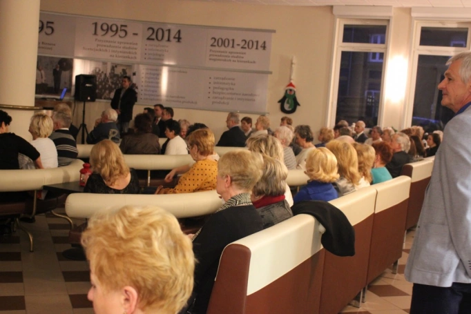 Zdjęcie nr 4 z galerii 18 grudnia 2015 r. Wigilia Uniwersytetu Trzeciego Wieku - dziękujemy!!!