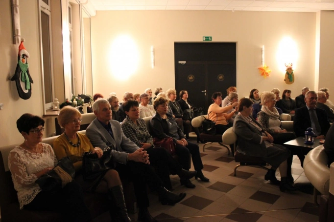 Zdjęcie nr 11 z galerii 18 grudnia 2015 r. Wigilia Uniwersytetu Trzeciego Wieku - dziękujemy!!!