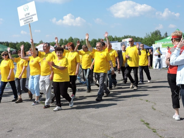 Zdjęcie nr 2 z galerii VIII Ogólnopolska Olimpiada Sportowa Uniwersytetów III Wieku i Organizacji Senioralnych