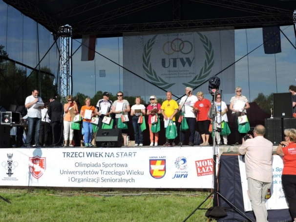 Zdjęcie nr 10 z galerii VIII Ogólnopolska Olimpiada Sportowa Uniwersytetów III Wieku i Organizacji Senioralnych