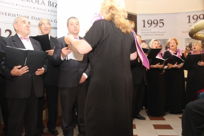 Zdjęcie nr 30 z galerii Uroczysta Inauguracja Roku Akademickiego 2016/2017 w Uniwersytecie Trzeciego Wieku