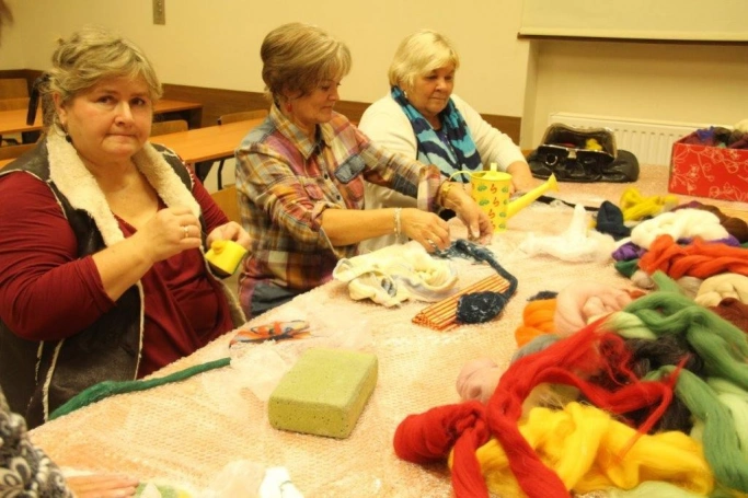 Zdjęcie nr 6 z galerii warsztaty artystyczne - filcowanie