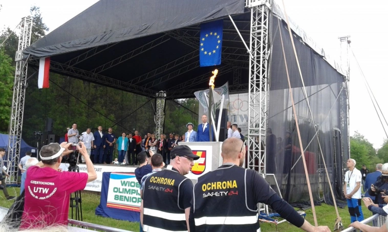 Zdjęcie nr 4 z galerii Srebrni Seniorzy UTW!