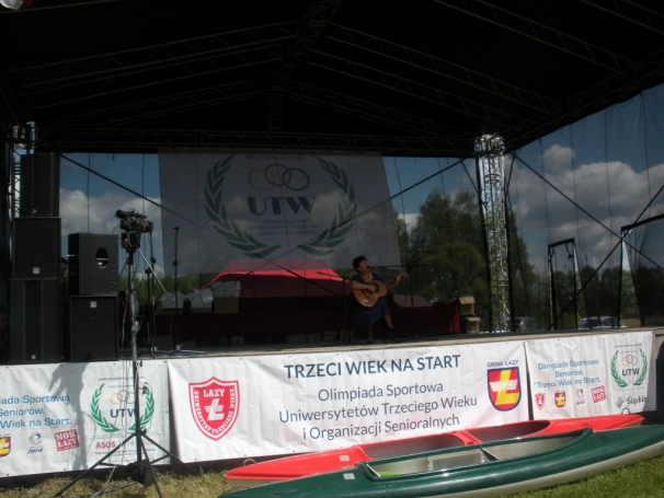 Zdjęcie nr 30 z galerii Srebrni Seniorzy UTW!