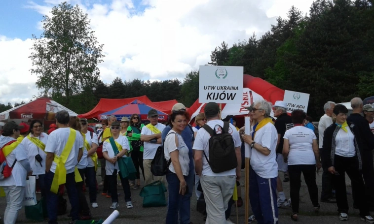 Zdjęcie nr 3 z galerii Srebrni Seniorzy UTW!