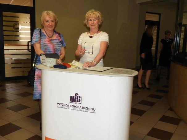 Zdjęcie nr 8 z galerii Wernisaż Konkursu Fotograficznego UTW