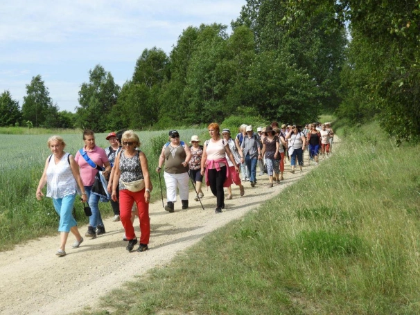 Zdjęcie nr 7 z galerii V Rajd Jurajski z UTW Akademii WSB 