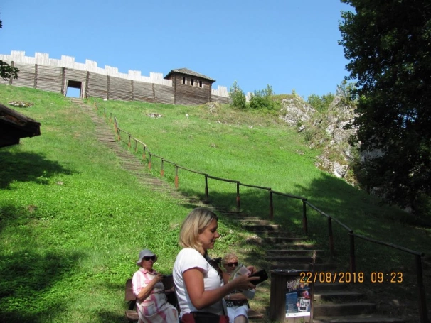 Zdjęcie nr 3 z galerii Ogrodzieniec i 1000 schodów :)
