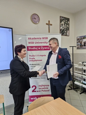 Zdjęcie nr 3 z galerii Podpisanie porozumienia z ZSOiT 