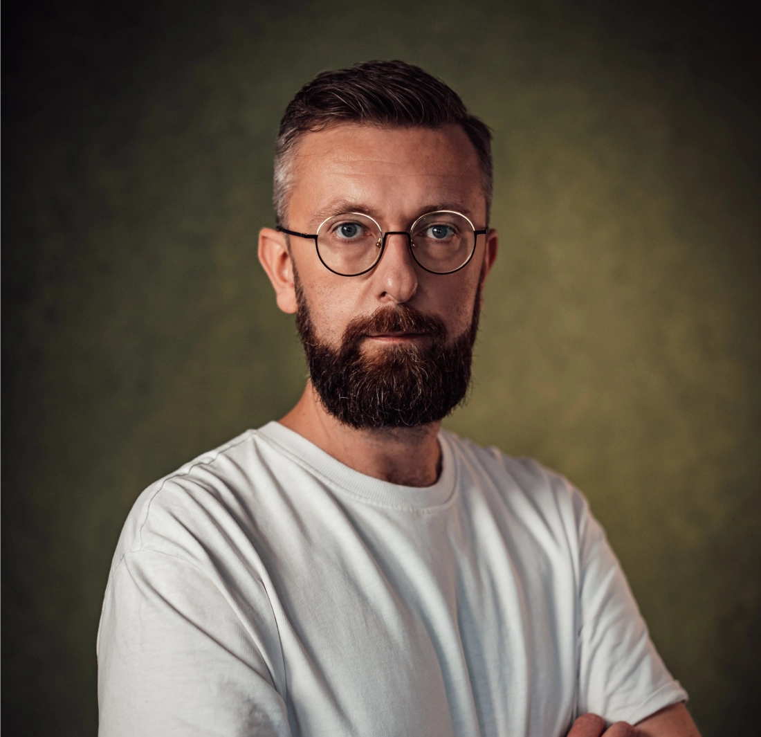 Paweł Badura prowadzi zajęcia w ramach Akademii e-marketingu