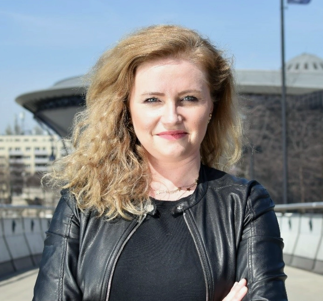 Kinga Gołębiewska prowadzi zajęcia w ramach Akademii e-marketingu