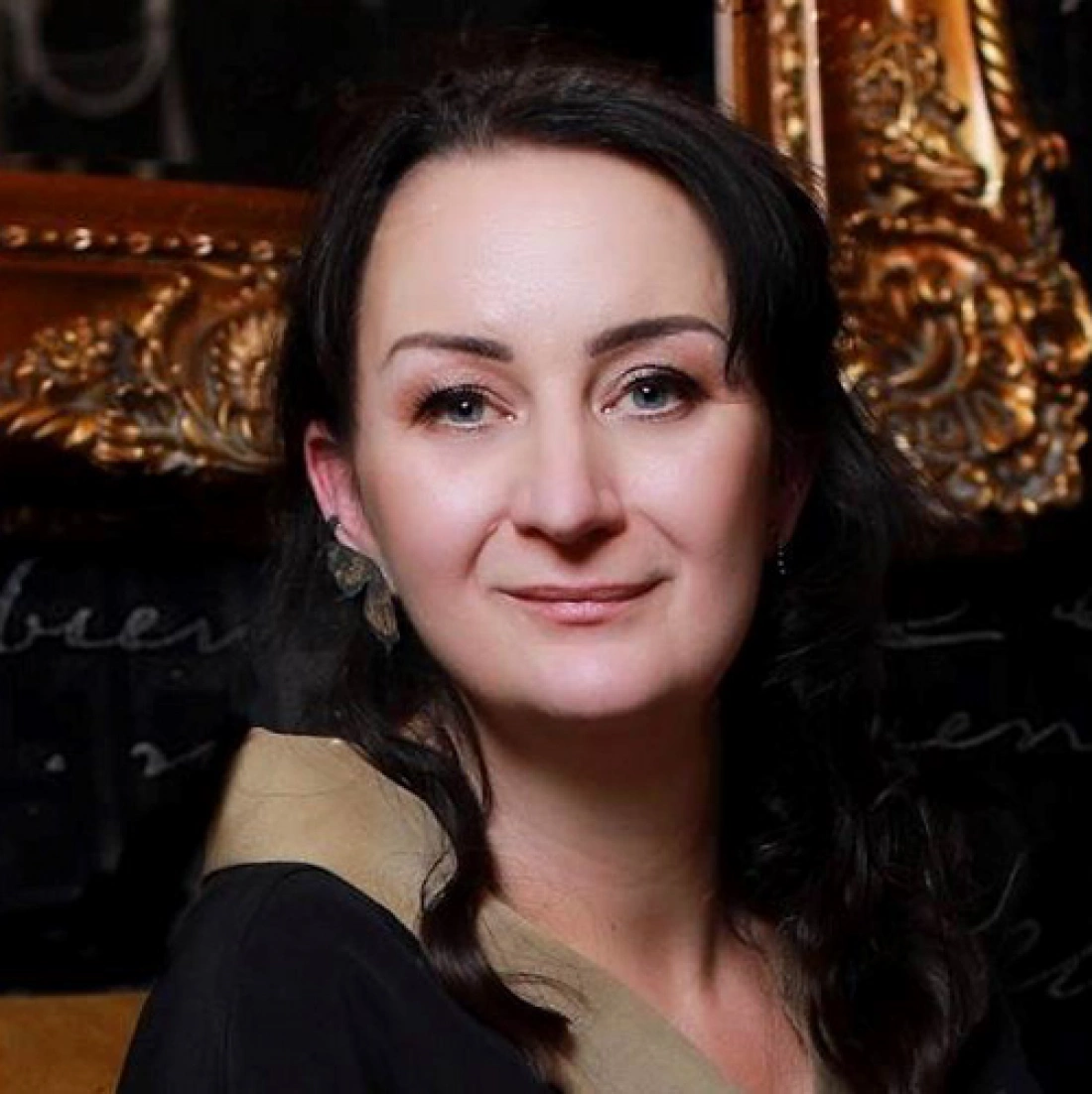 Dr Iwona Wierzchucka