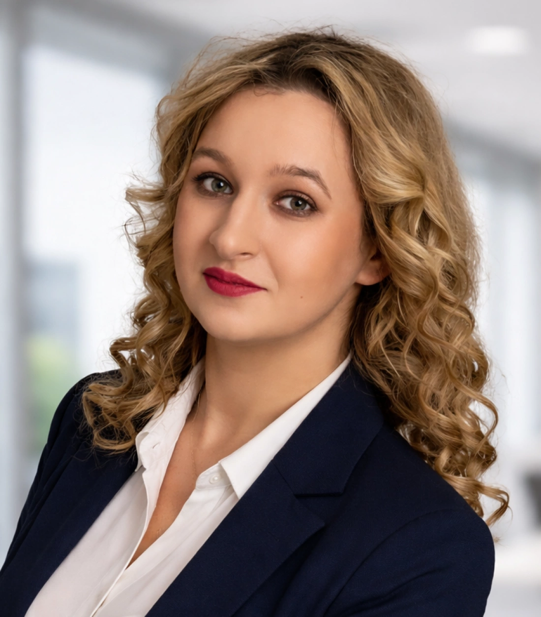 Zuzanna Dadziak-Gawrońska, Specjalista ds. organizacji toku studi&oacute;w Akademii WSB