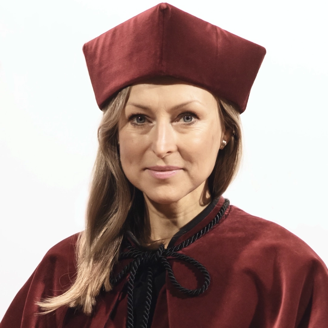 Dr Edyta Nowak-Żółty