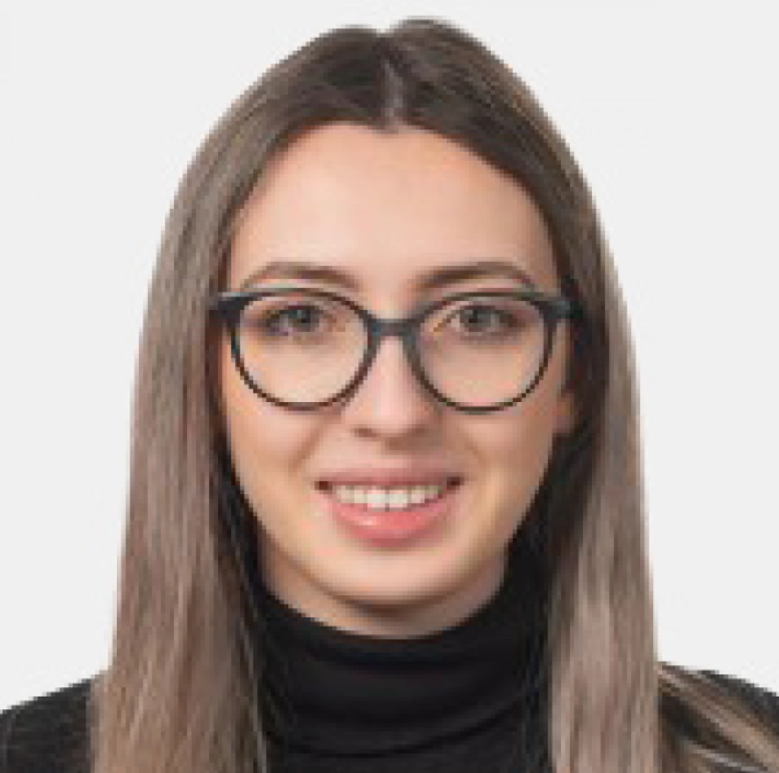 MGR CLAUDIA WAWRZYNOSEK - Asystent, Collegium Medicum - Wydział Medyczny
