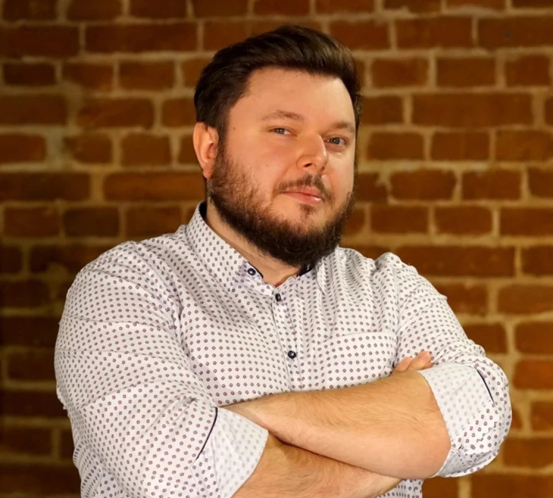 Łukasz Łój, Specjalista ds. projektów międzynarodowych