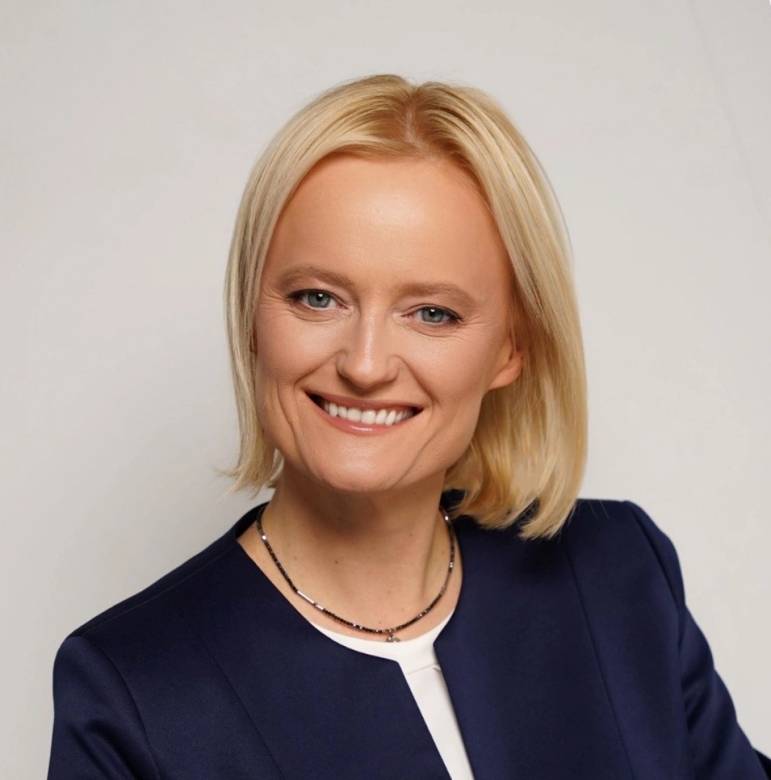  dr Anna Syrek-Kosowska, prof. AWSB 