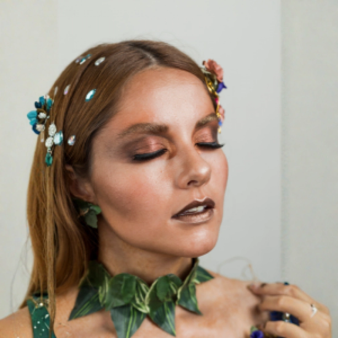 KONKURS MAKIJAŻU pt. &bdquo;Wr&oacute;żki p&oacute;r roku&rdquo;